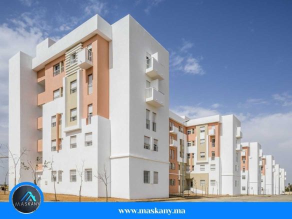 حدائق حلالة